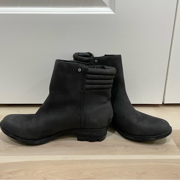 Sorel Booties Women’s 7.5 Black Danica Leather Side Zip Ankle Casual Moto - Picture 9 of 14